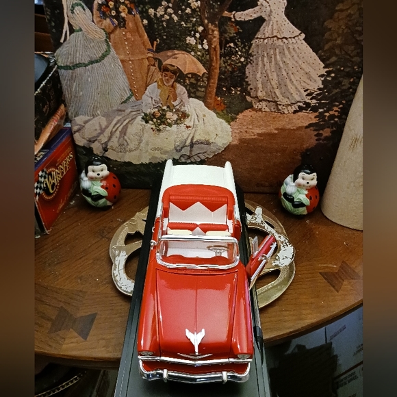 🚘1956 Chevrolet Vintage "Road Signature" Scale 1:18,Road Signature,Nice Gift.🎁 - Picture 13 of 14